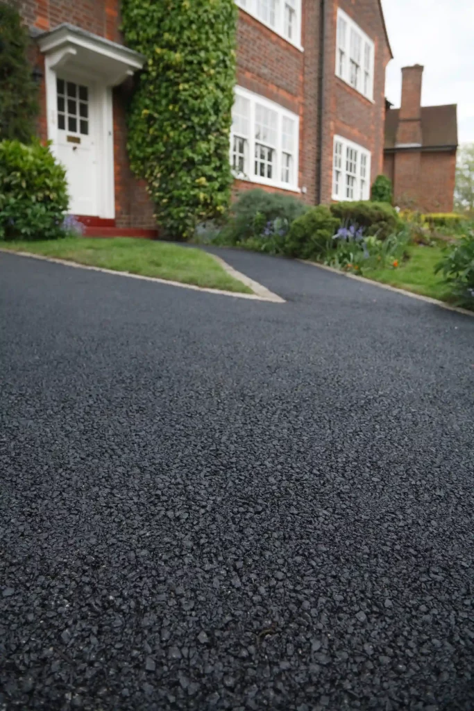 A beautifully surfaced asphalt footpath 